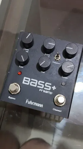 Pedal Fuhrmann Bass+ Preamp Baixo 2 Canais Drive Saída XLR