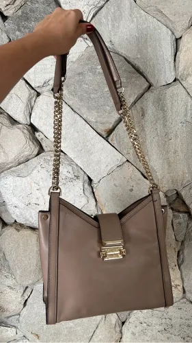 Bolsa Michael Kors nude 