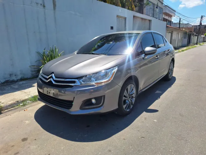 Citroen C4 Lounge Tendance 2.0 Flex 4P Mec. 2015