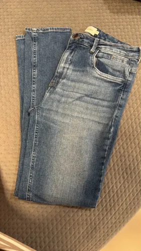 Calça skinny shoulder