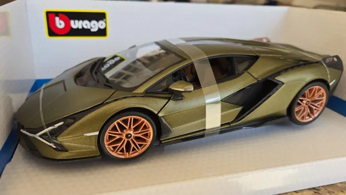 Lamborghini Sian 1:18 burago<br>1/18<br>299,00<br>Lacrado