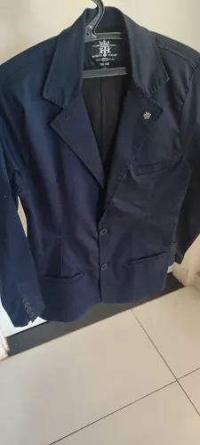 Blazer azul P masculino slim paguei 399$ vendo por 100$