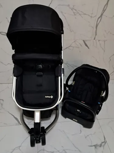 Carrinho Bebê Conforto e Base de Carro Safety Mobi Unissex Moisés Lindo 