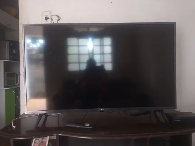 Vendo TV LG 43 .