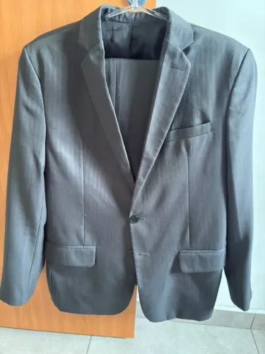 Terno slim cinza chumbo