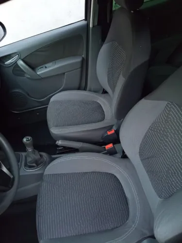 Fiat Palio Attractive 1.0 EVO Fire Flex 8V 5P 2015