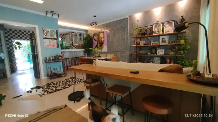 Saráty vende fantástica casa no cond. Alto de Pinheiros - conforto, natureza e bem-estar