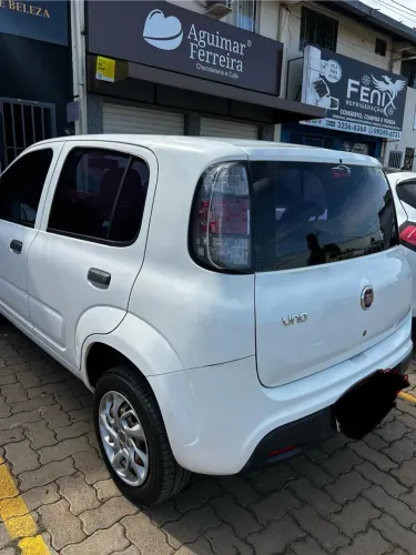 Fiat Uno Attractive 1.0 EVO Fire Flex 8V 5P 2020