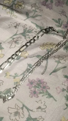 Vendo prata de pulso e de pescoço 