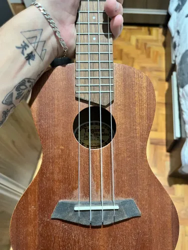 Ukulele Tagima 23K