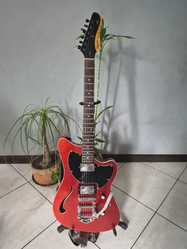 Guitarra Tagima Jet Blues Deluxe