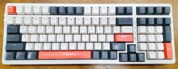 Teclado Mecânico K96 Dual Mode (BT5.0 + 2.4G) 100 teclas