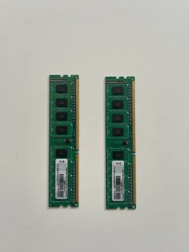 Kit 2 Memórias RAM 4GB DDR3 (8GB Total) - Funcionando Perfeitamente
