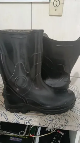 Bota galocha de borracha, número 38