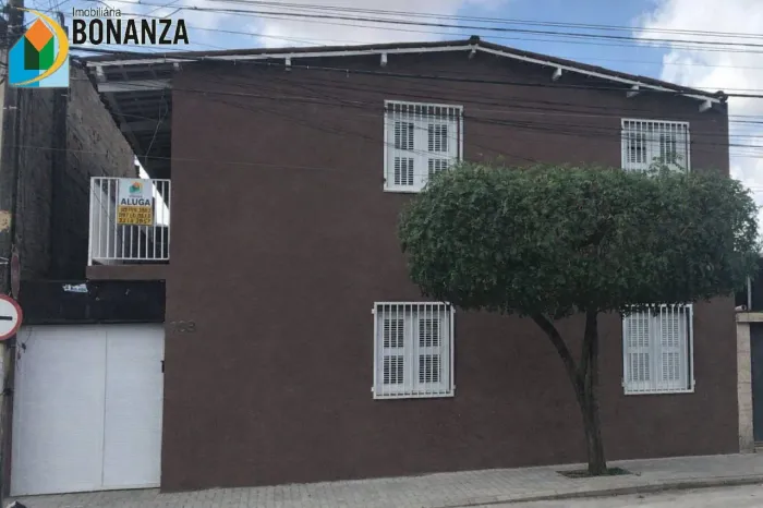 Apartamento no Monte com 02 Quartos para alugar