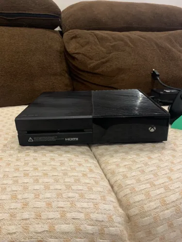 Vendo xbox one fat