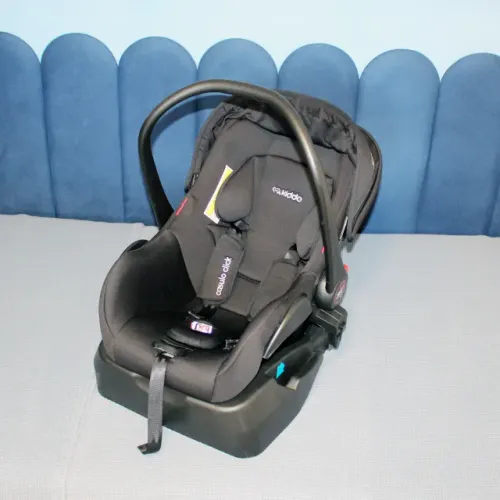 Bebê Conforto Kiddo - Casulo Click + Base