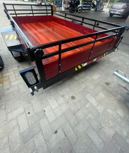 Carretinha 2.5x 1.40 preta 