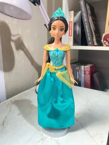 Rara boneca Jasmine