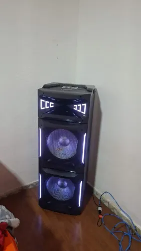 Caixa De Som Philco Extreme Ex Bass Preta 2500w Pcx30000