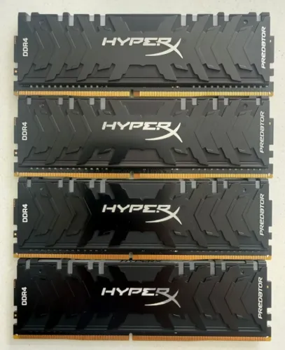 MEMORIAS HYPERX RGB 32GB (4X8) 3000 MHZ