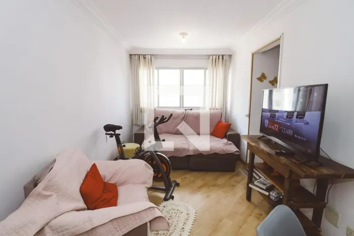 Apartamento à Venda - Água Fria, 3 Quartos, 62 m2
