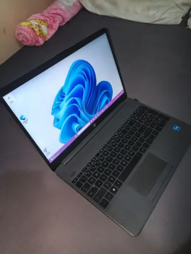 Notebook HP 256R G9 - Intel Core i3 (13ª Geração) | 8GB RAM | SSD 256GB