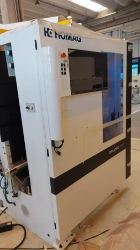 Centro de furação Homag modelo V200 Completo com furação, serra, fresa e leitor de código