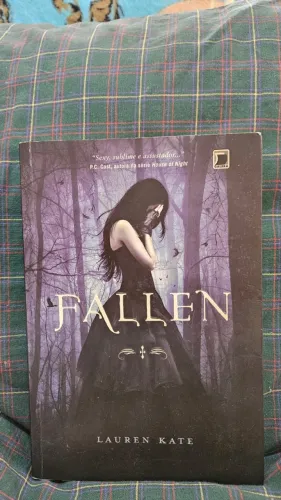 Fallen - Lauren Kate
