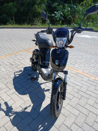 Bicicleta elétrica