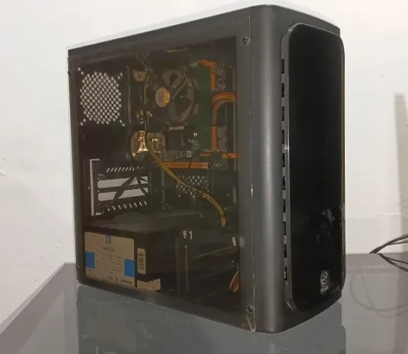 Computador PC Intel Core i3 RAM 4GB SSD 240GB Windows 11 Pro