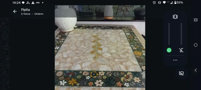 Mesa mosaico de mármore com onix 1,00 x 1,00  pé de ferro 
