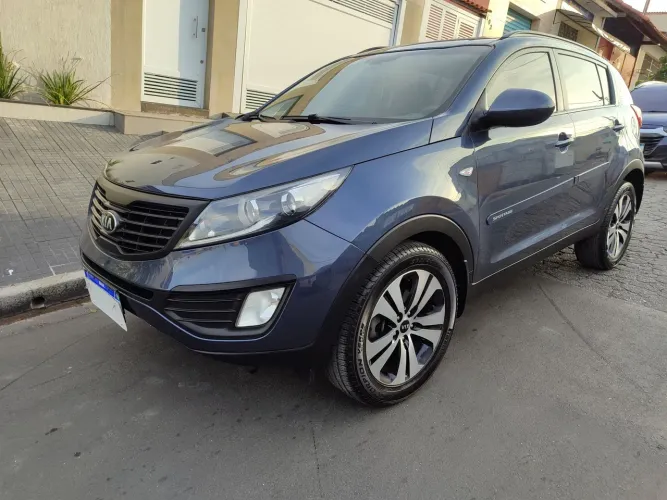 Kia Motors Sportage LX 2.0 16v/ 2.0 16V Flex Aut. 2013