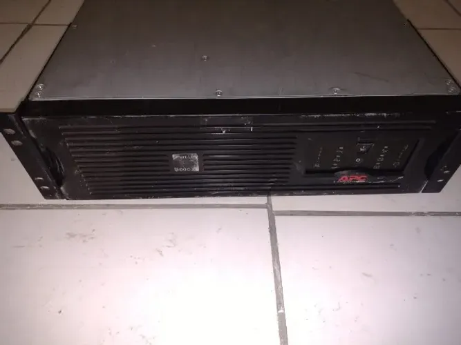 Nobreak APC 3000 XL 
