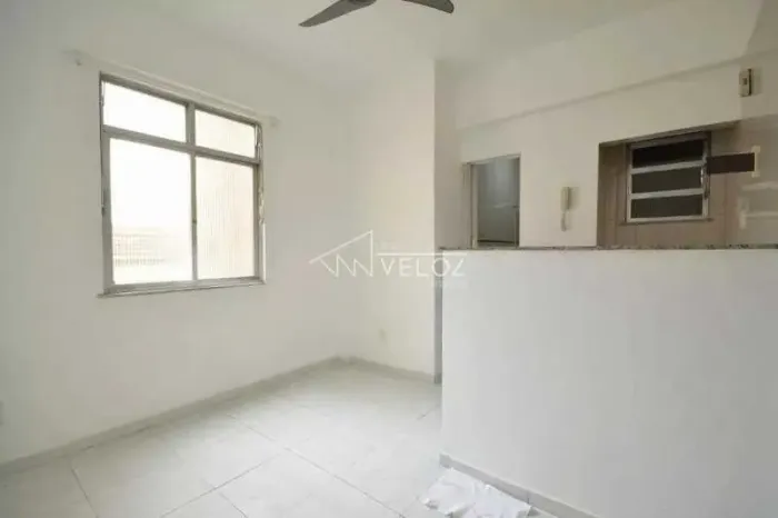 Apartamento : Padrão / Residencial / Glória