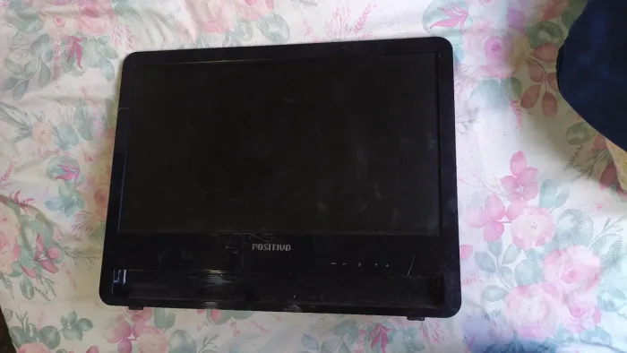 Monitor Positivo 15.6 LCD Funcionando Perfeitamente