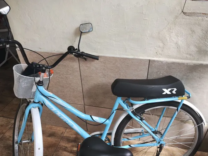Vendo essa linda bicicleta urbana
