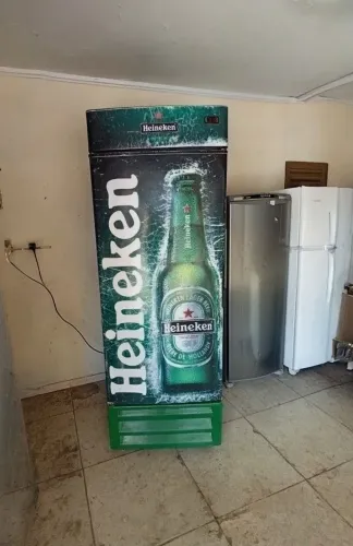 Cervejeira Hussmann 570 litros 220 volts Conservada Garantia
