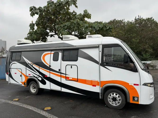 Motorhome com suite + beliche , montagem diferenciada