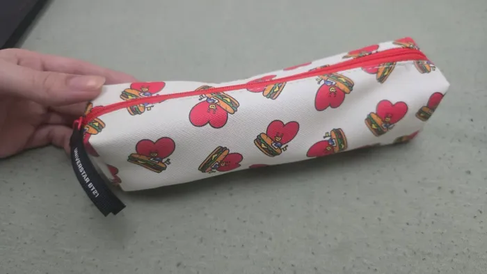 Estojo Tata (V/Taehyung) BT21 - BTS (Item Oficial Line Friends Store)