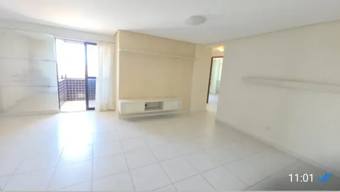 ALUGO APARTAMENTO NO BAIRRO DA PITANGUINHA! 3/4 COM VARANDA E DEPENDÊNCIA DE SERVIÇO COMPL