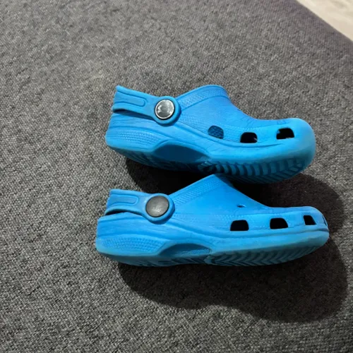 Crocs infantil 24
