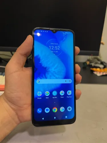 Moto g8 power light