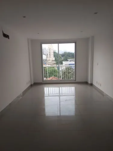 Sala à venda, 36 m² por R$ 200.000,00 - Taquara - Rio de Janeiro/RJ