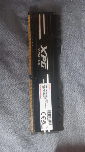 ADATA XPG GAMMIX D10 - 8GB DDR4 3200MHz (CL16)