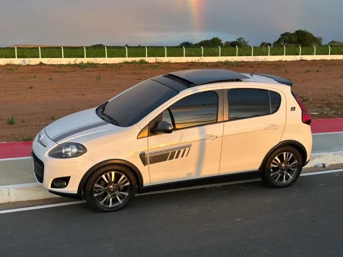Fiat Palio Sporting 1.6 Flex 16V 5P 2016