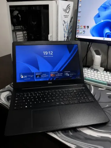 Notebook Dell Inspiron 3583 i5 8a Geração | 8GB RAM | SSD 240GB | Radeon 520 