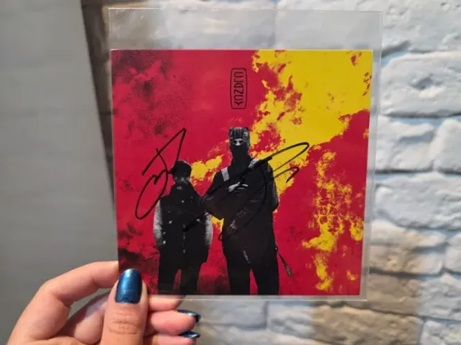 CD Twenty One Pilots Clancy Autografado