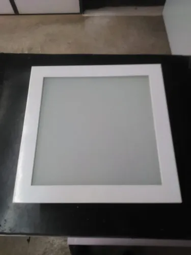 Plafon de Embutir Quadrado Branco 30x30 (Seminovo)