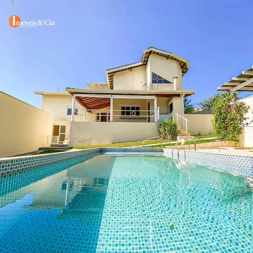 CASA EM CONDOMINIO FECHADO - COM PISCINA- EM ATIBAIA